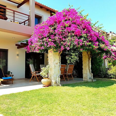 Villa Xenny Patras Exterior foto